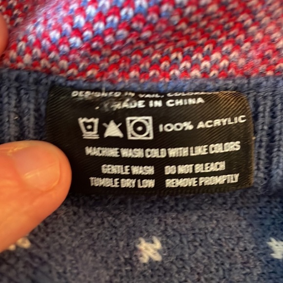 Cirque Mountain Mens holiday sweater size medium - Picture 6 of 6